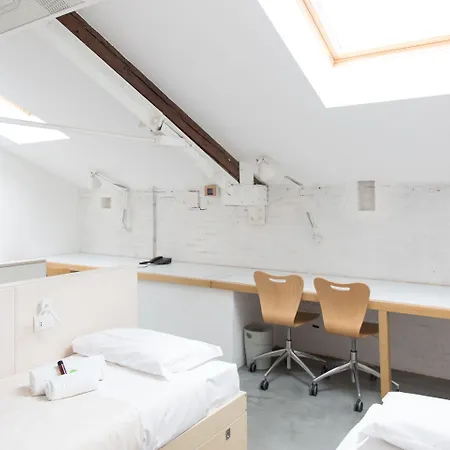 Hostel Combo